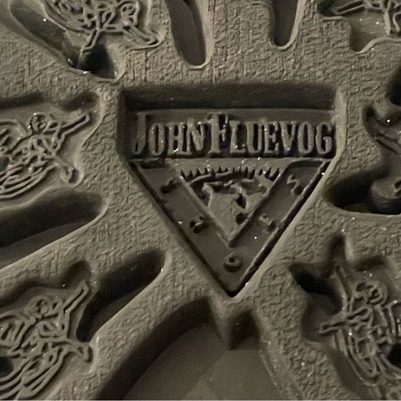 John Fluevog 7TH HEAVEN DERBY SWIRL
(6 EYE) CLASSIC DERBY BOOTS in Black Leather - Picture 11 of 13